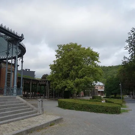 Le Second A Semesterbostad Spa